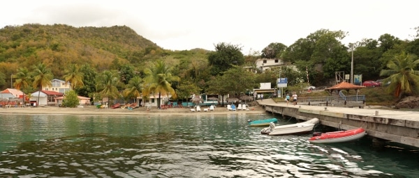 a wide view of a beach in Martinique