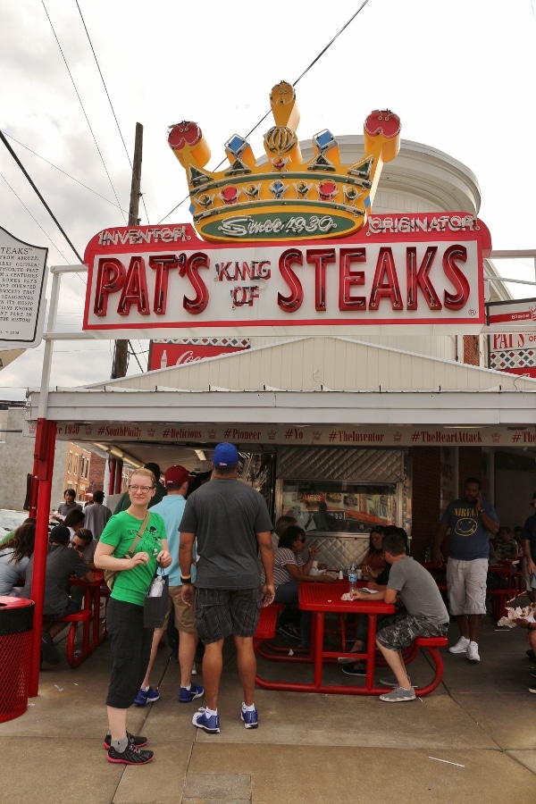 exterior of Pat\'s King of Steaks in Philadelphia