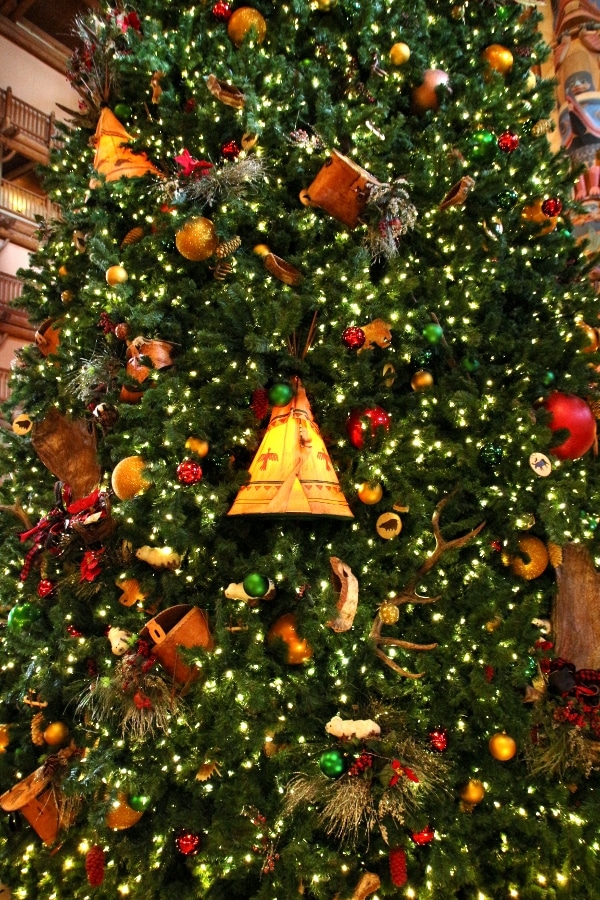 a closeup of decorations on a Christmas tree