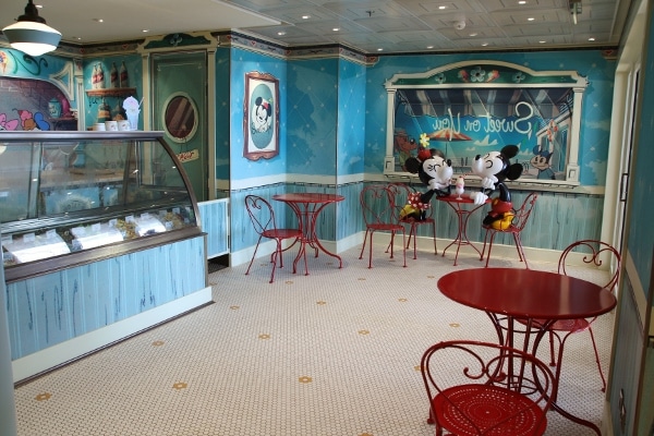 interior of Sweet on You shop on the Disney Fantasy