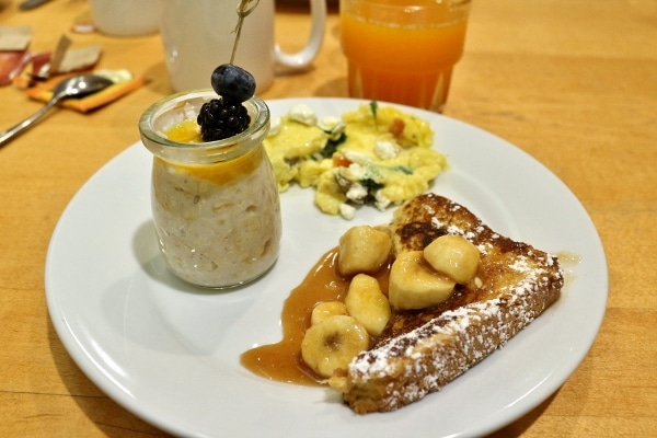 another plate of breakfast foods from a buffet