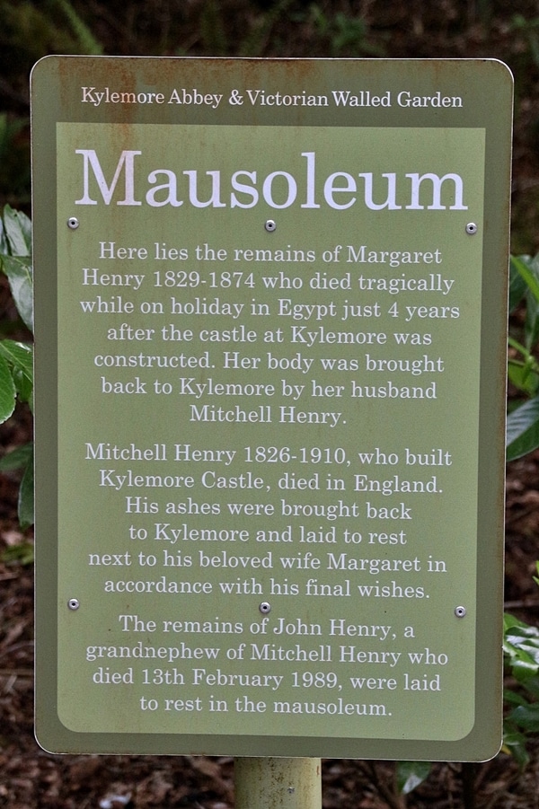 A close up of a sign that says Mausoleum