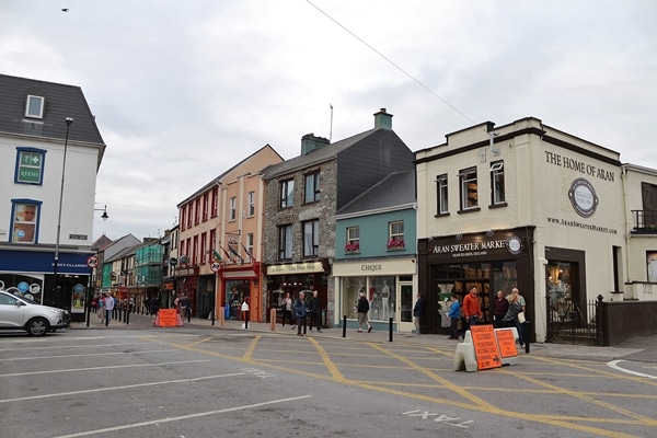 shops lined up on a quiet street