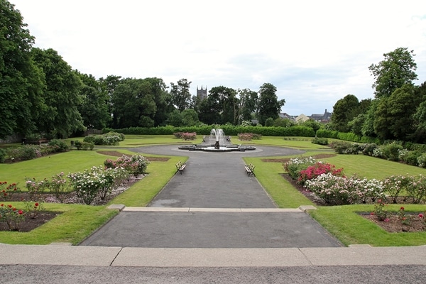 gardens and a fountain