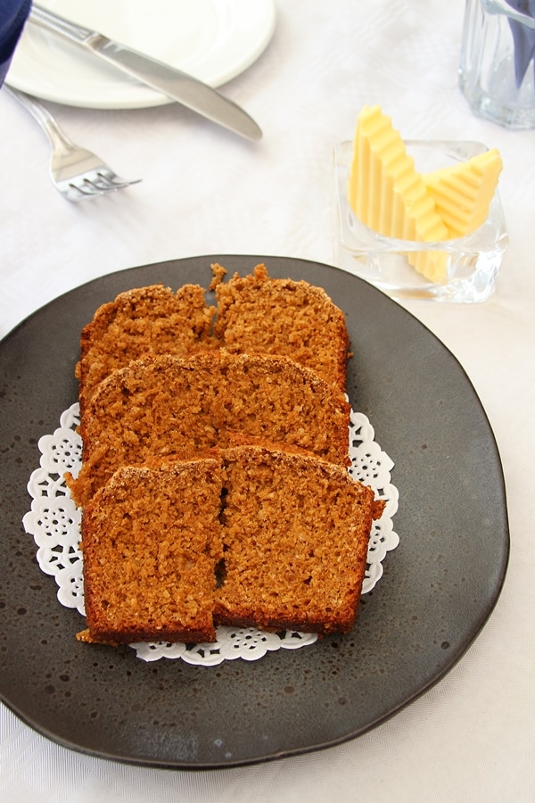 sliced brown bread on a plate