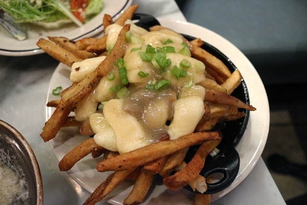 a plate of poutine