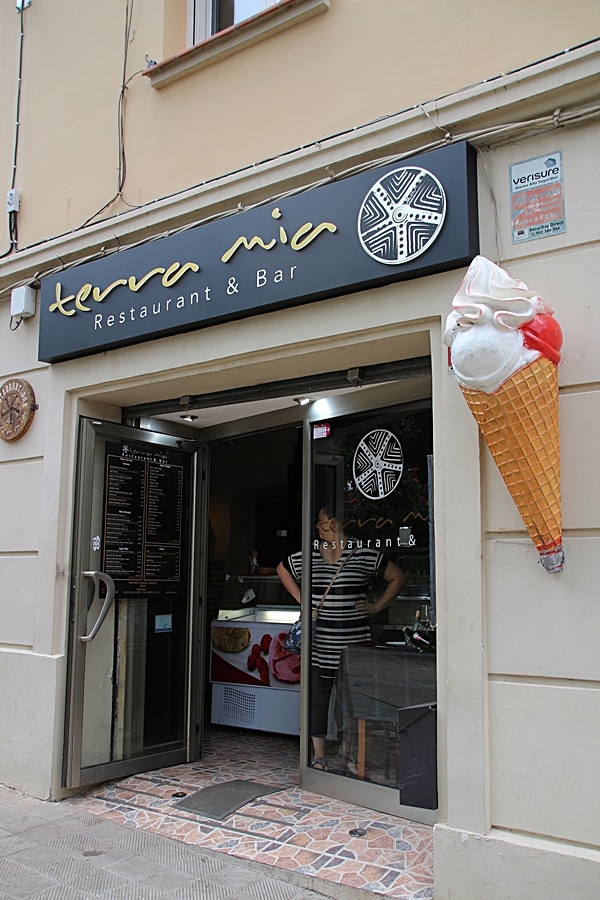 exterior of a restaurant called Terra Mia