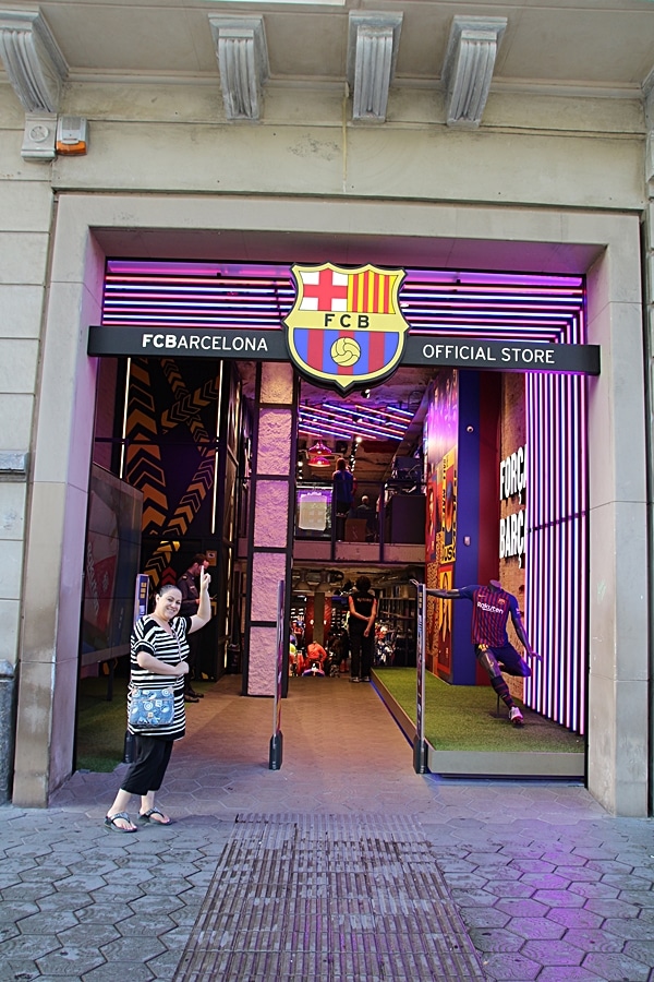 exterior of the FC Barcelona Official Store