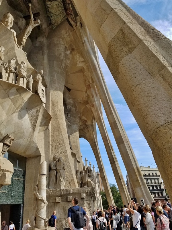 stone columns on the exterior of Sagrada Familia