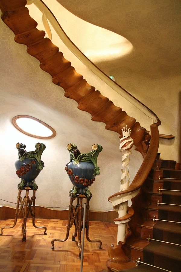 an ornate staircase that resembles a spine