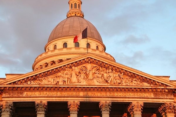 closeup of the Pantheon in Paris at dusk