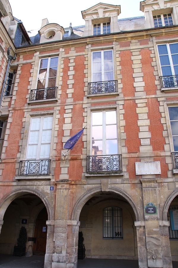 A large brick building