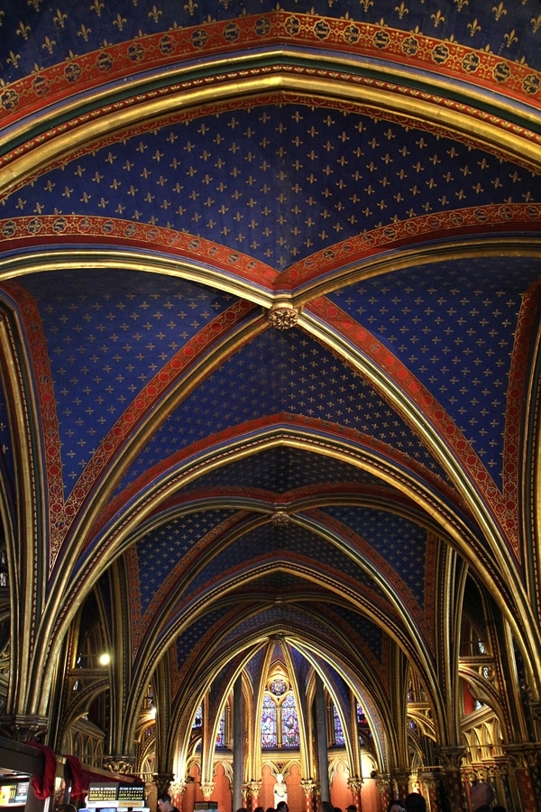 vaulted ceiling in lower level church of Sainte-Chappelle