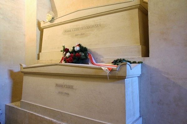 graves of Marie and Pierre Curie in a crypt