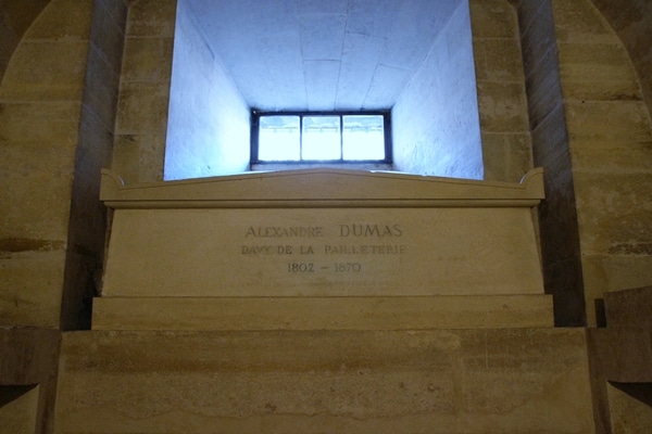 Alexandre Dumas\'s grave in a crypt