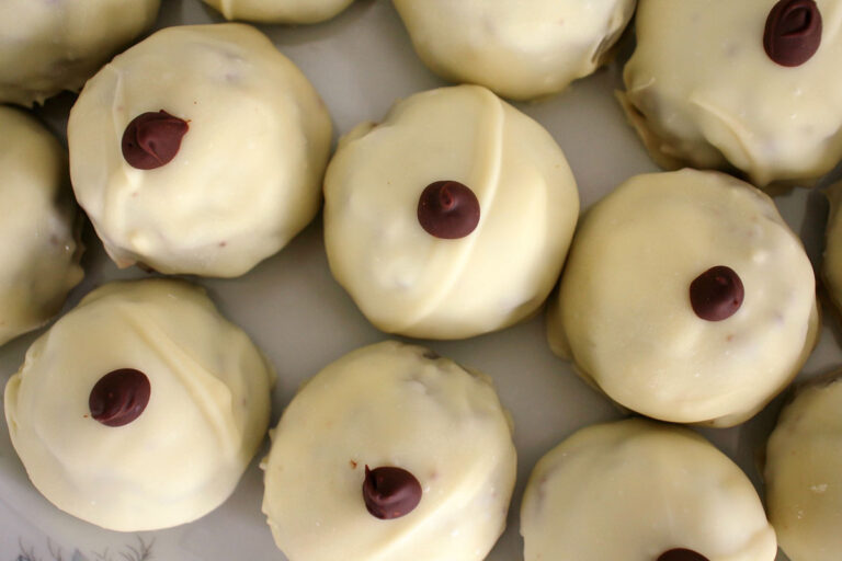 Capezzoli di Venere (Nipples of Venus) - Mission Food Adventure Capezzoli di Venere (Nipples of Venus) - Mission Food Adventure