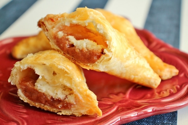 Pastelitos de Queso y Guayaba (Guava and Cheese Pastries) | Mission ...