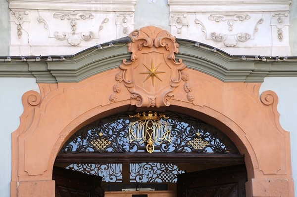 a gold star over a doorway