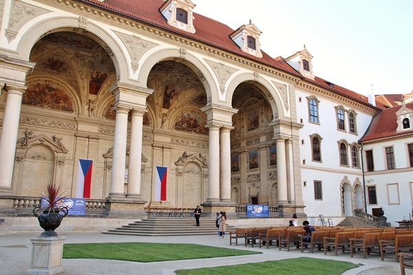 A large stone building with columns