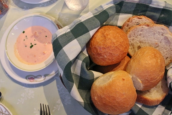 bread basket with dip