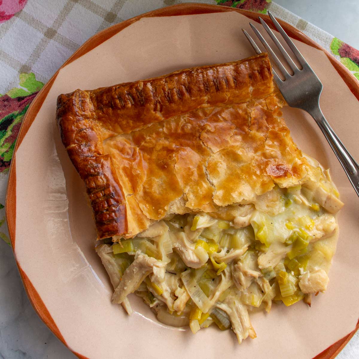 Easy Chicken And Leek Pie Rhett Schieler