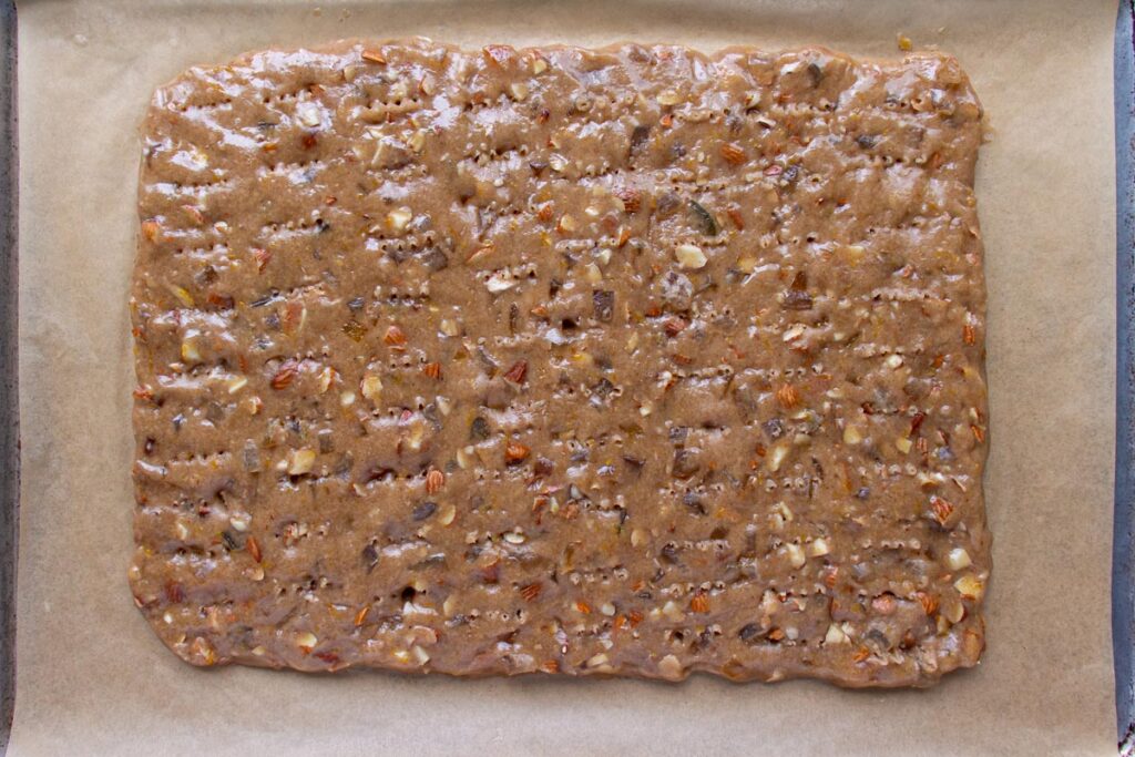 Basler Läckerli / Leckerli (Swiss Spiced Cookie Bars) - Mission Food ...