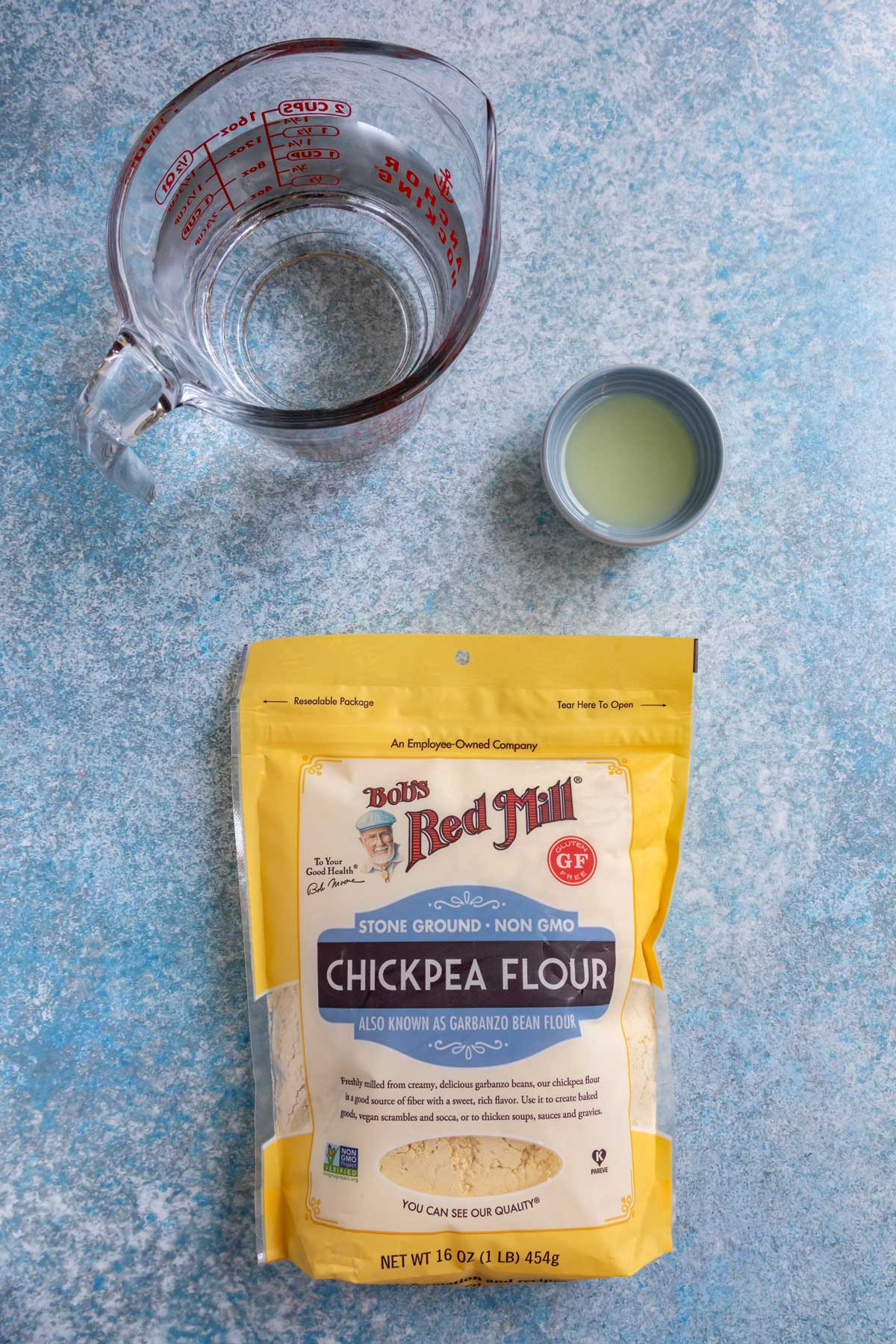 Ingredients for panisse on a blue backgroun.